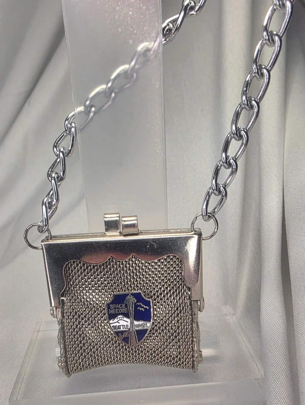 Vintage Seattle Space Needle Silver Mesh Pocket Purse with Chain